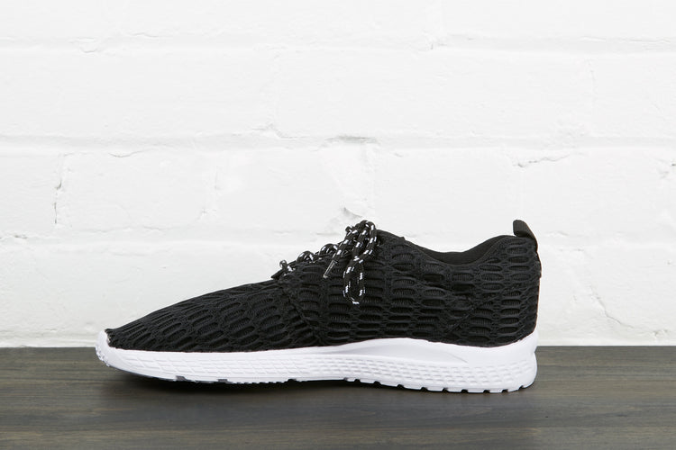Black And White Sneaker - Sillycube Demo Shop