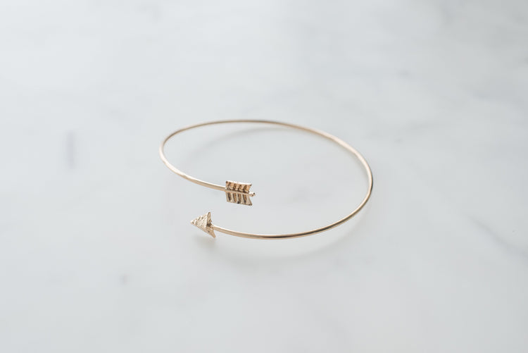 Gold Arrow Bracelet - Sillycube Demo Shop