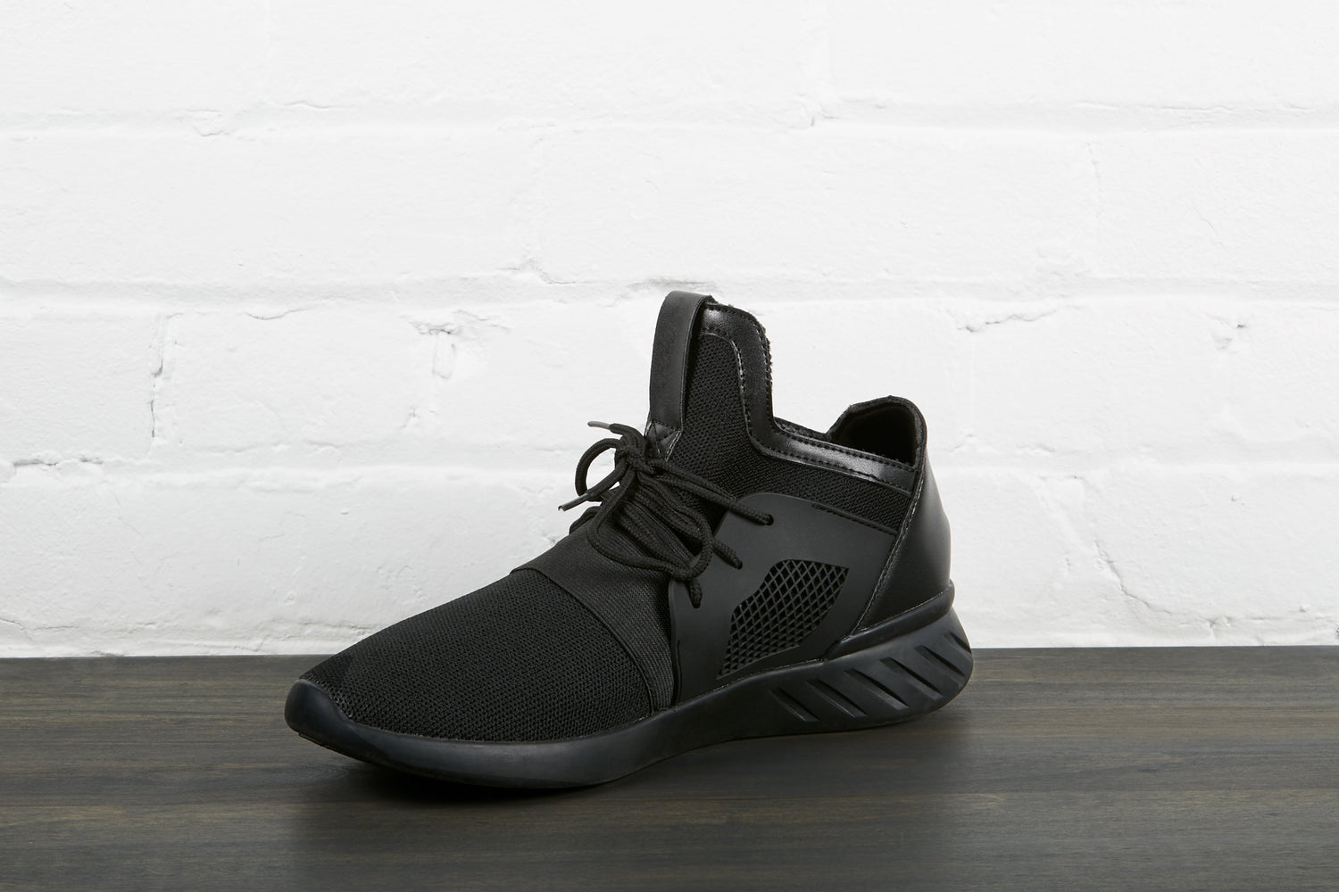Right Foot All Black Sneaker - Sillycube Demo Shop