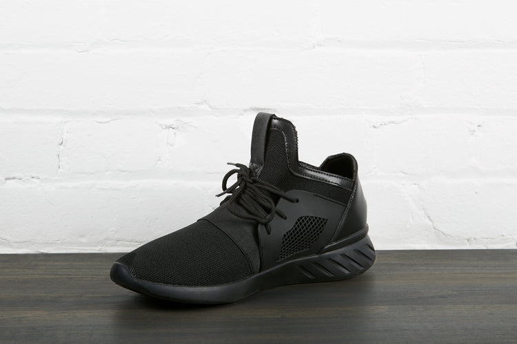 Right Foot All Black Sneaker - Sillycube Demo Shop
